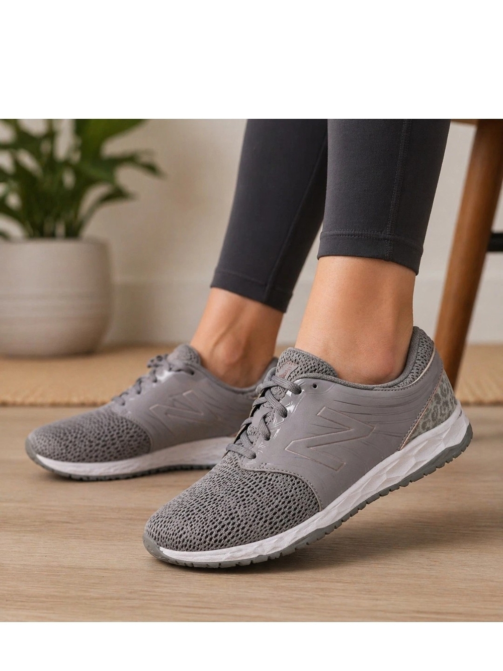 Womens New Balance Size 10 Spikeless Golf Tennis Shoe Fresh Foam Breathe Gray